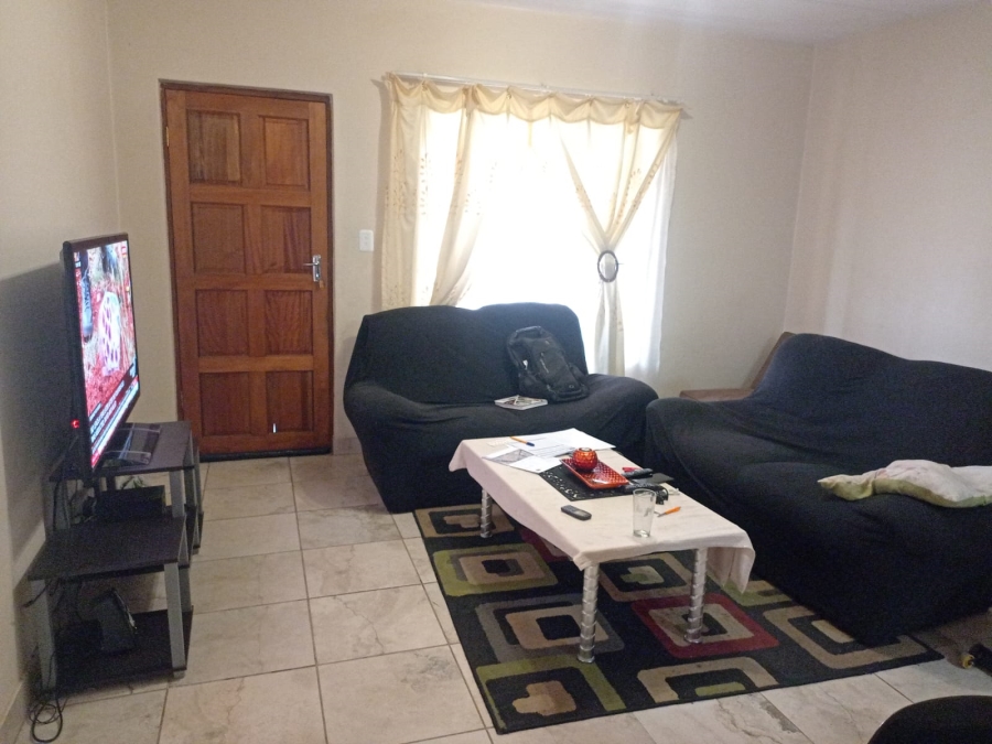 2 Bedroom Property for Sale in Waterval East North West